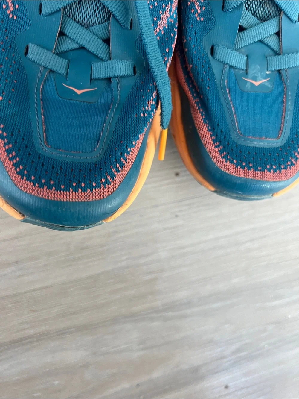 Hoka Speedgoat 5 Women's Trail Running Shoes Size 8.5B Blue Orange running gym